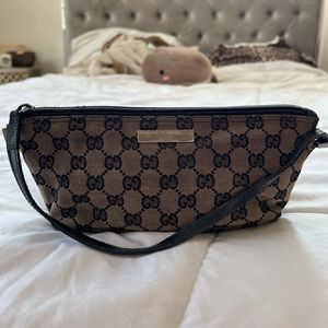 authentic gucci pouchette🤍